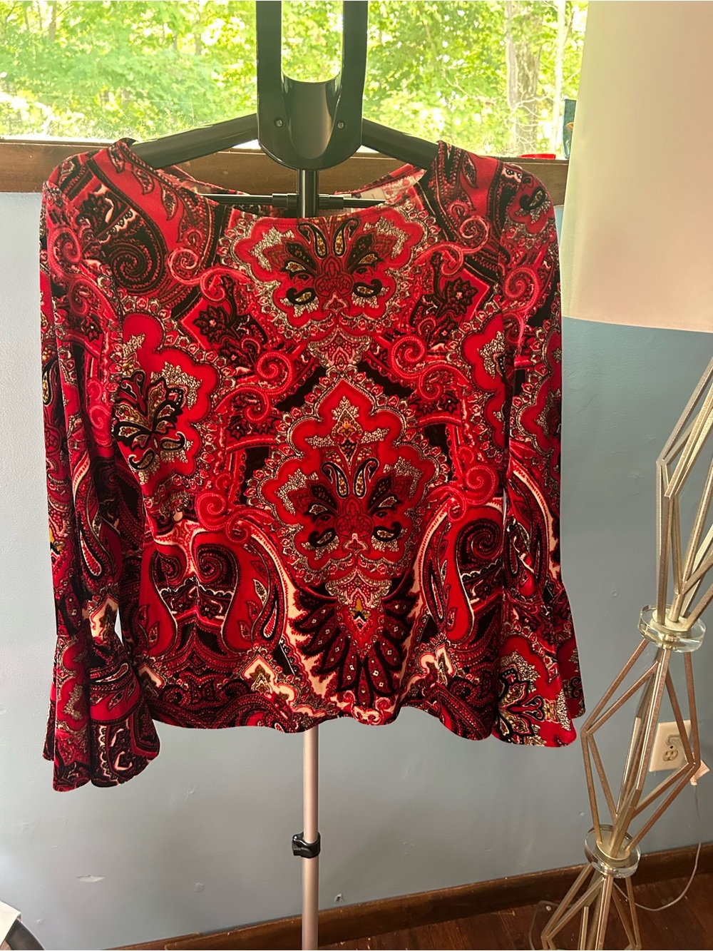 Chico’s Velvet Velour Paisley Tapestry Blouse Top Bell Sleeve Red Black [Size 1]